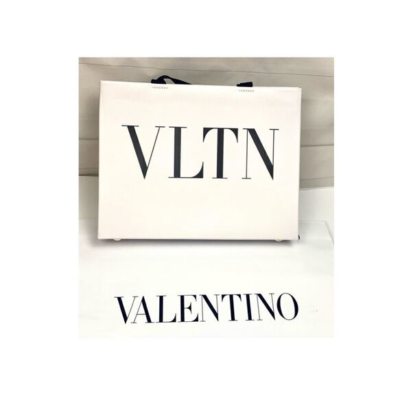Valentino Garavani LVTN Logo Leather Tote BNWT - Picture 8 of 12